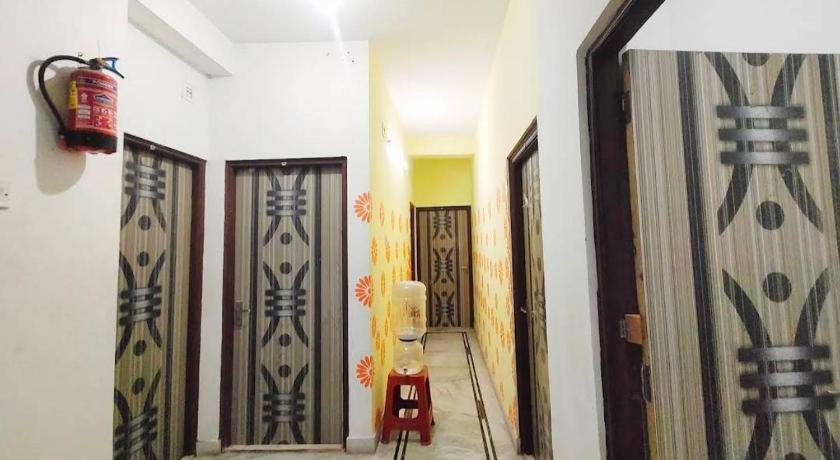 Amar Priya Guest House Calcutta Exterior foto