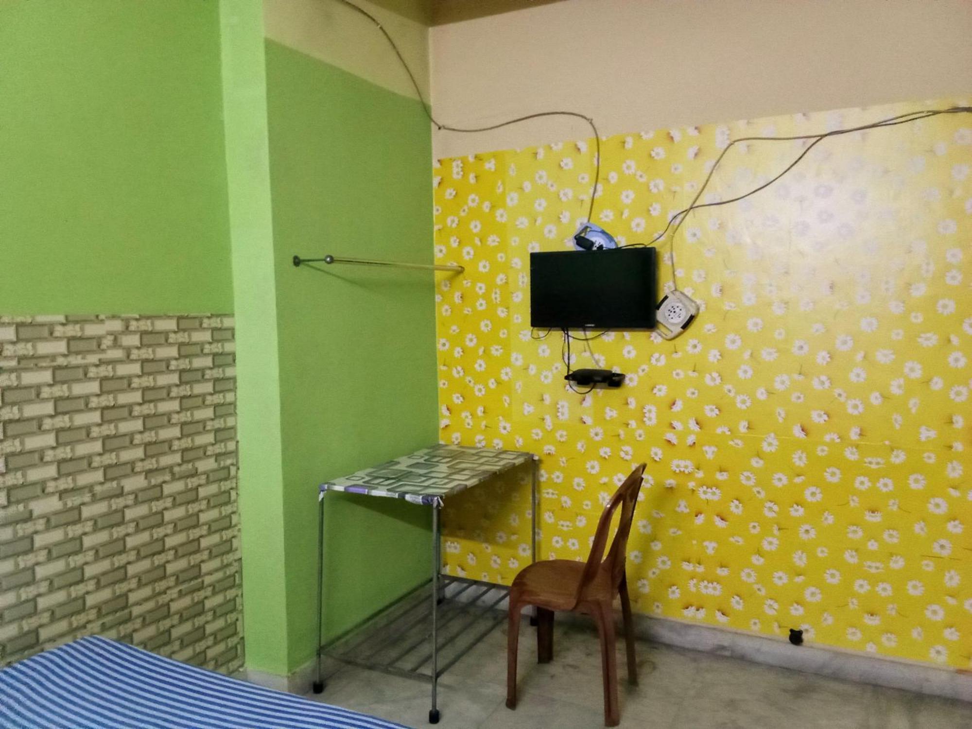 Amar Priya Guest House Calcutta Exterior foto
